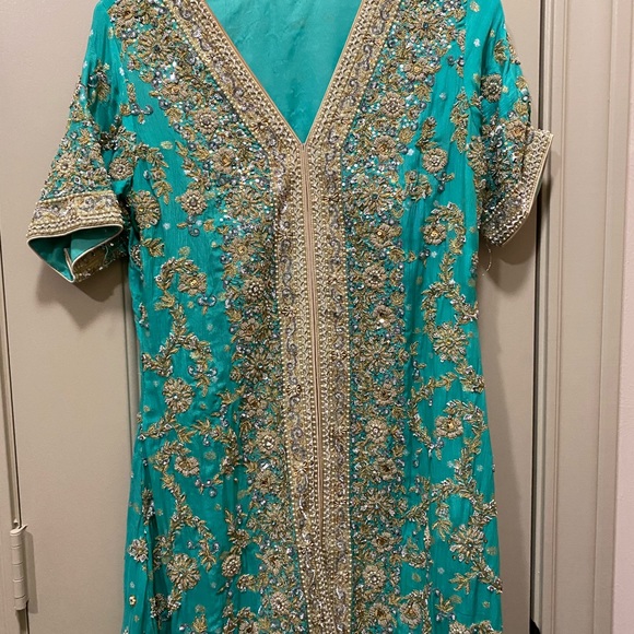 Shalwar Kameez Blue With purse clutch wedding dress - Picture 3 of 8